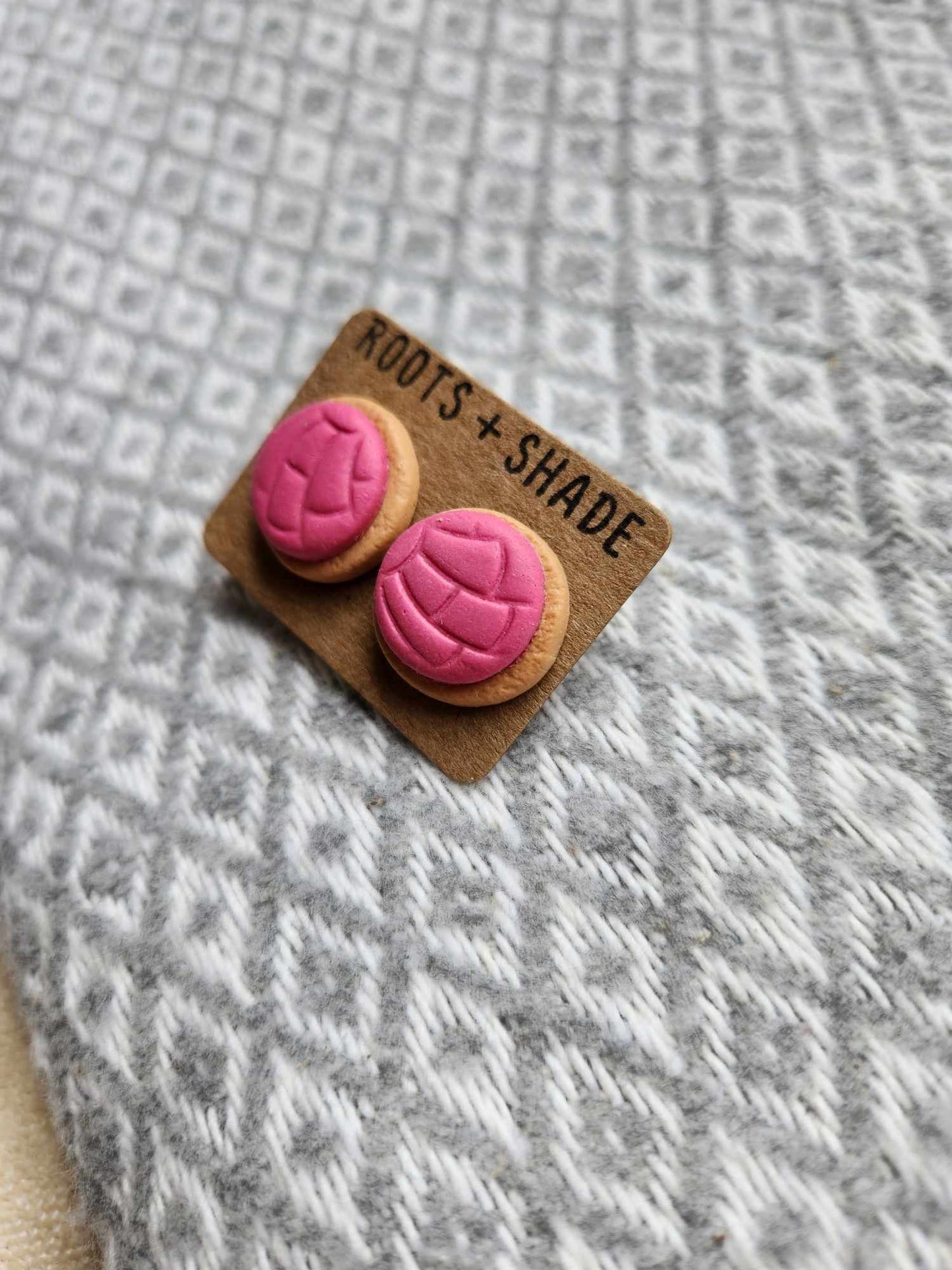 Concha Love Handmade Polymer Clay Stud Earrings